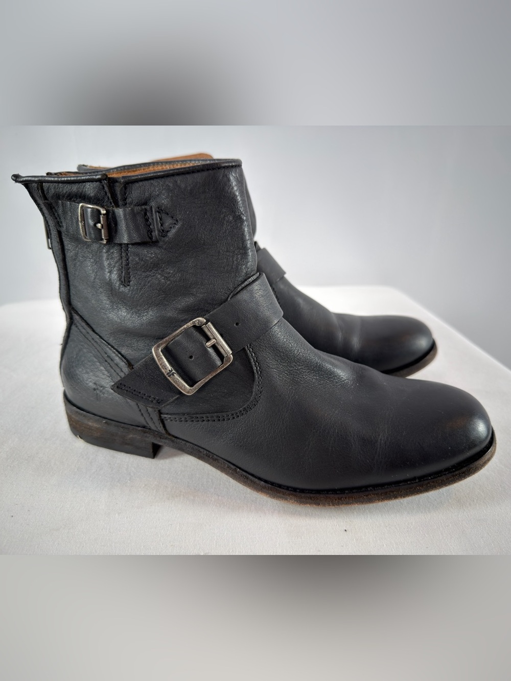 Frye Tyler Leather Engineered Buckle Moto Boot in Black Size 9